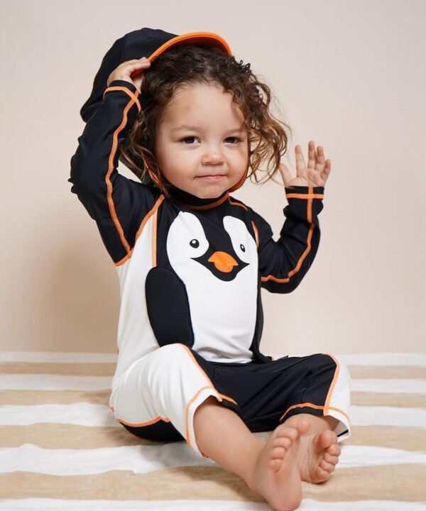 Maudymosi kostiumas, Pingvinas 2-3 m.